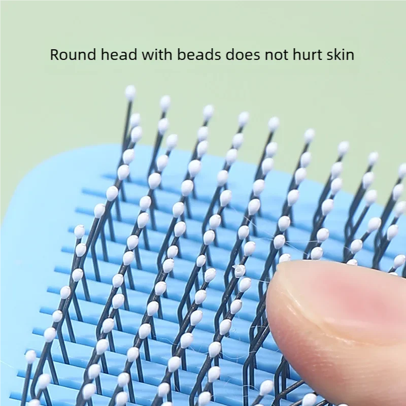 Auto-Eject Pet Comb